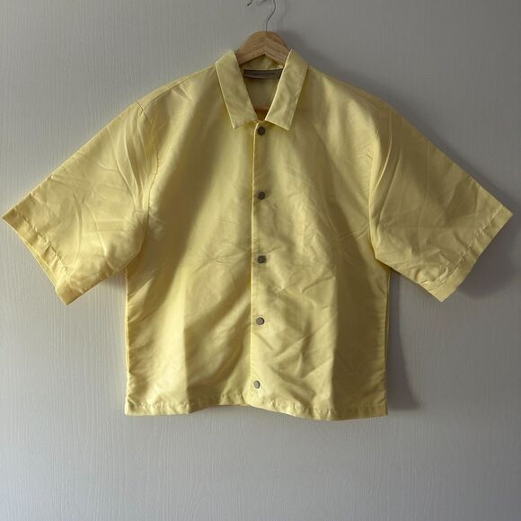 Fear of God Essentials Kids Sz 10 Short-Sleeve Nylon Shirt Jacket Canary Yellow - Picture 2 of 11